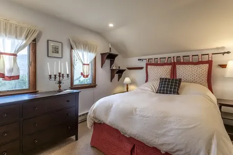 5 Red Hickory Road Winhall VT 05340