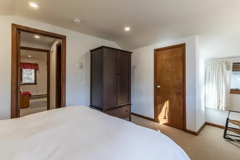 5 Red Hickory Road Winhall VT 05340