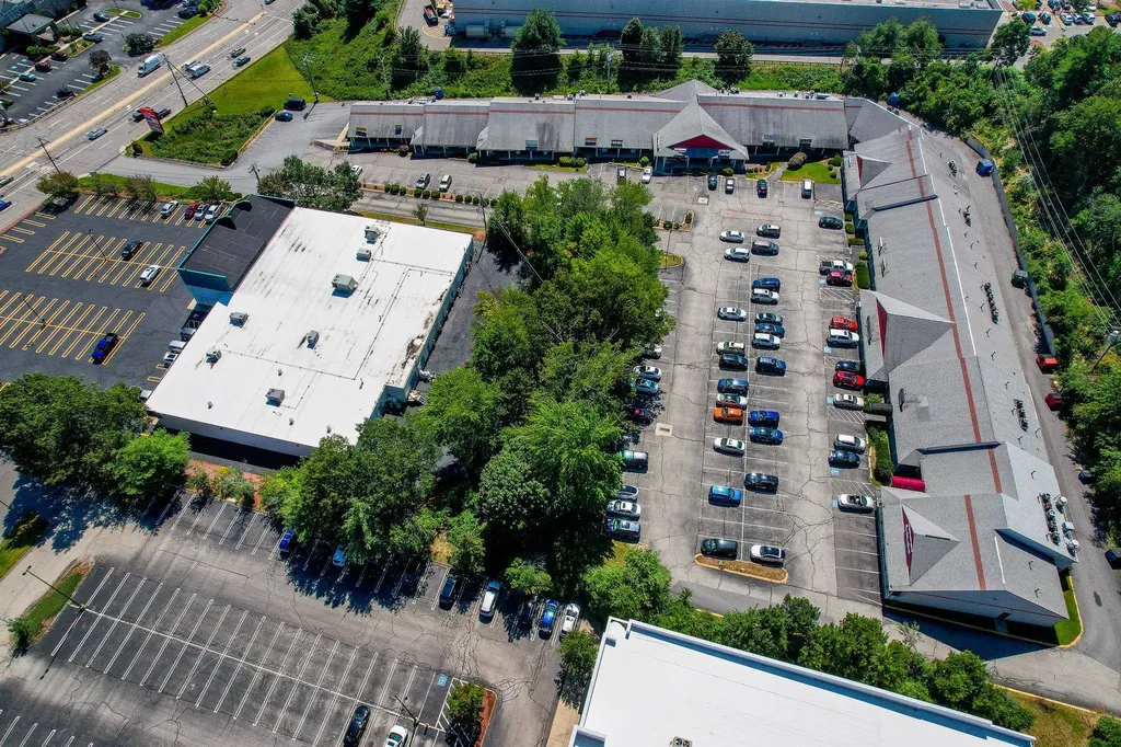 295 Daniel Webster Highway Nashua NH 03060