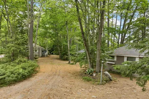 19 Governor Wentworth Highway Tuftonboro NH 03853