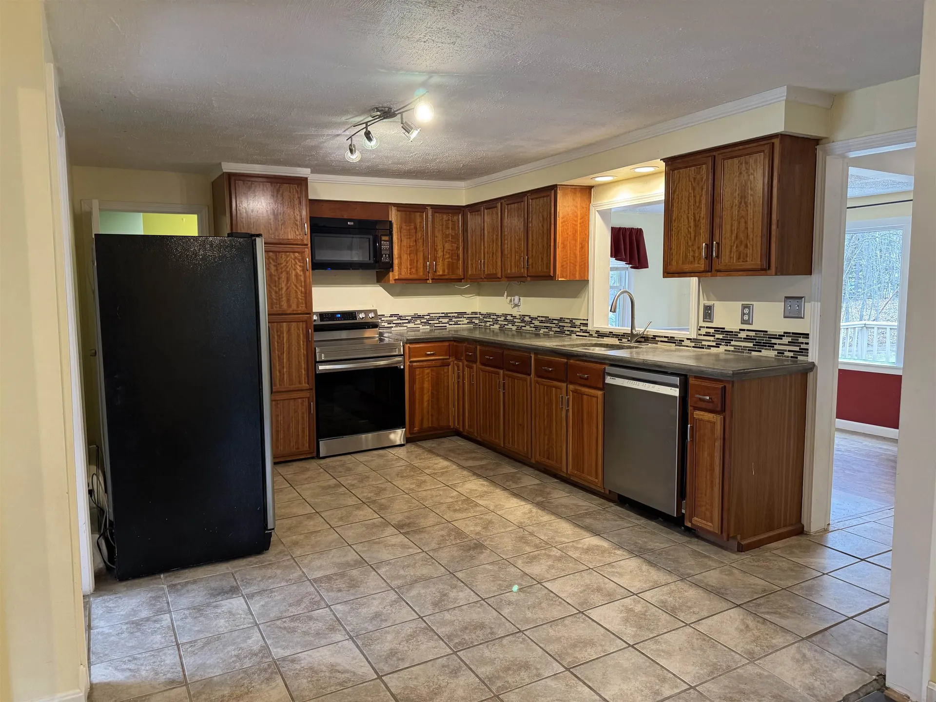 29 Goodhue Road Boscawen NH 03303