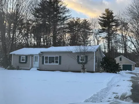 29 Goodhue Road Boscawen NH 03303