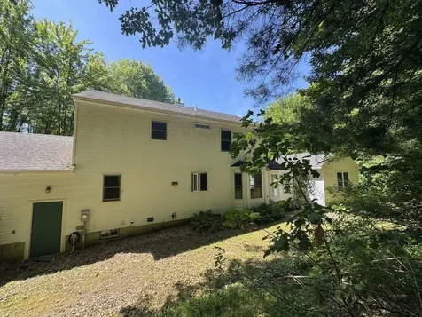 1752 Old Pump Road Essex VT 05452