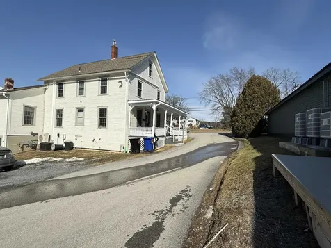 102 B Court Street Middlebury VT 05753