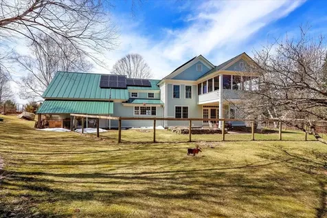 61 Mcclellan Farm Road Underhill VT 05489
