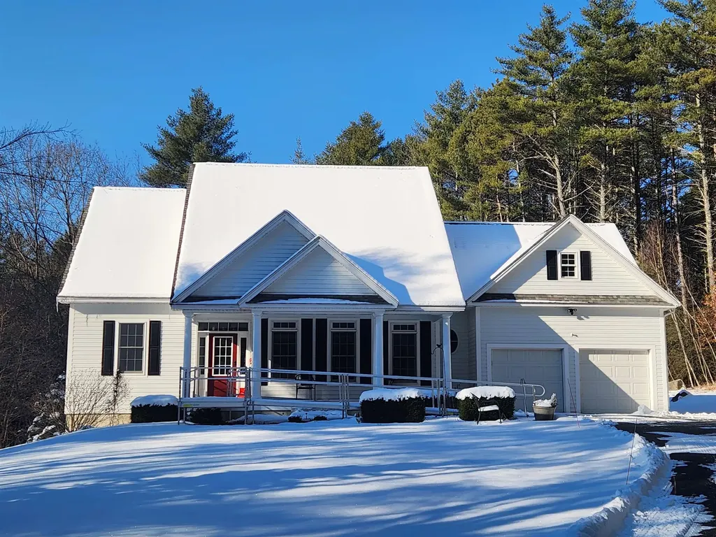 103 Snow Pond Road Concord NH 03301