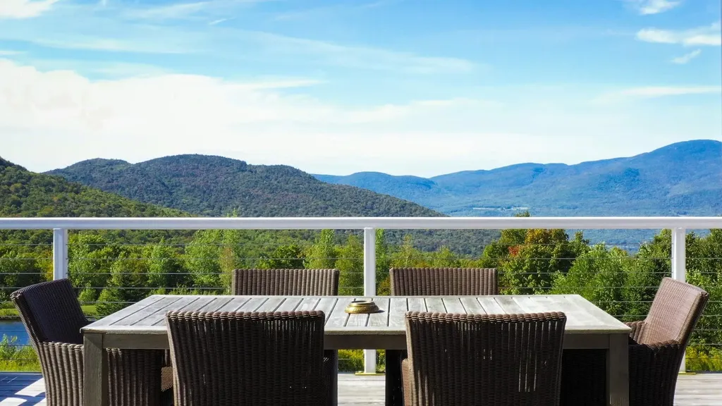 860 True North Way Jay VT 05859