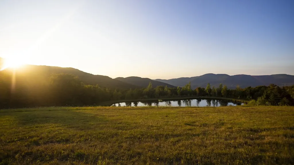 860 True North Way Jay VT 05859