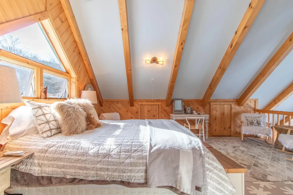 860 True North Way Jay VT 05859