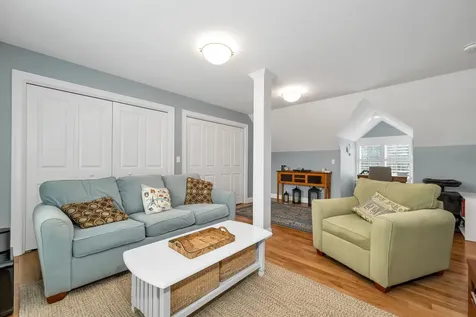 12 Lydia Lane Newington NH 03801