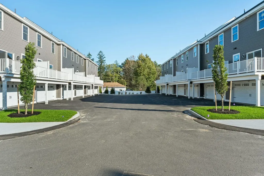 11 Juniper Lane Portsmouth NH 03801