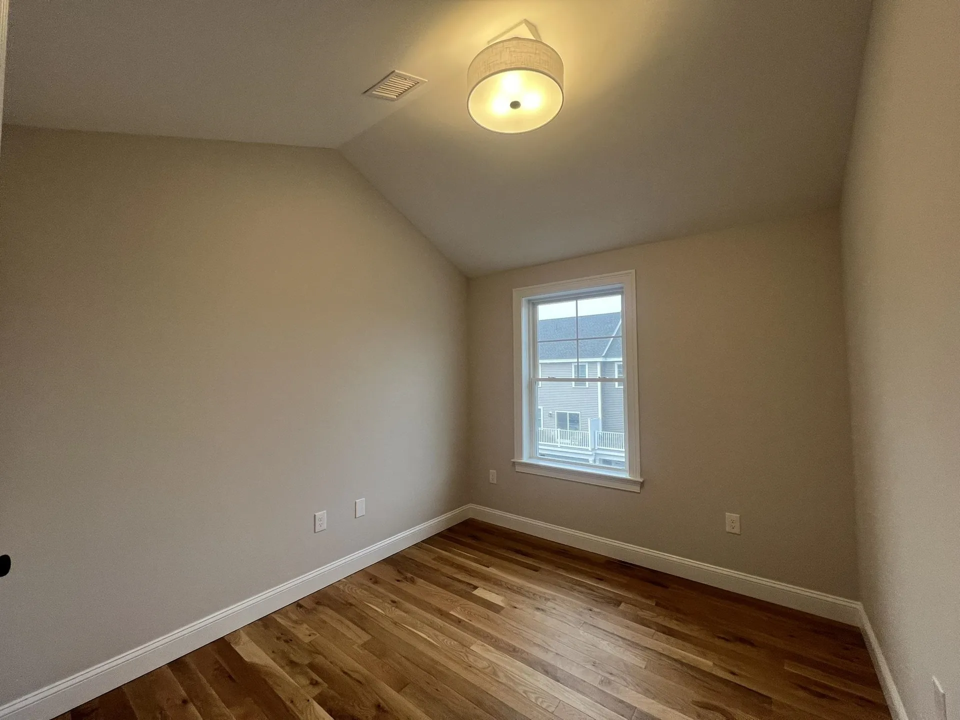 11 Juniper Lane Portsmouth NH 03801