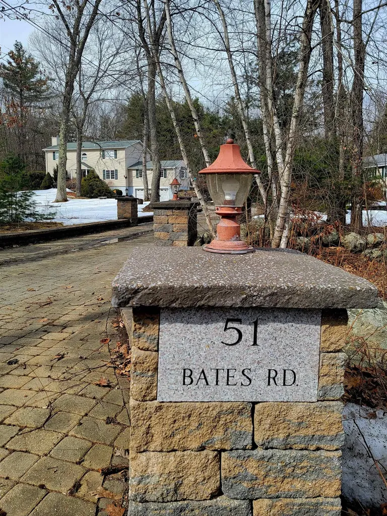 51 Bates Road Merrimack NH 03054