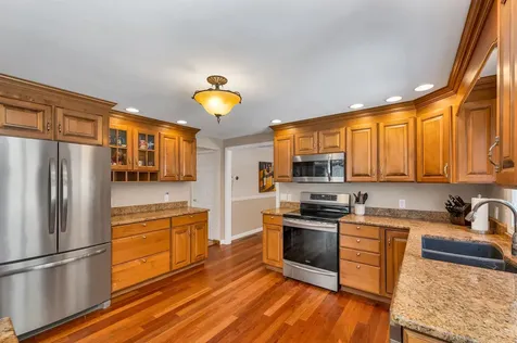 51 Bates Road Merrimack NH 03054