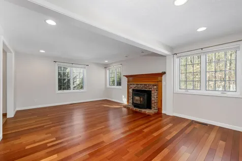 51 Bates Road Merrimack NH 03054