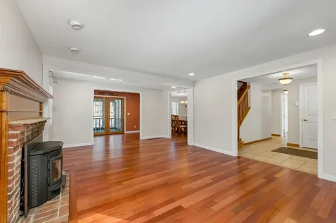 51 Bates Road Merrimack NH 03054