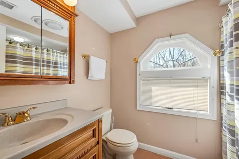 51 Bates Road Merrimack NH 03054