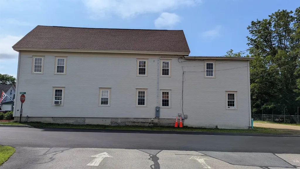 141 Main Street Alton NH 03809