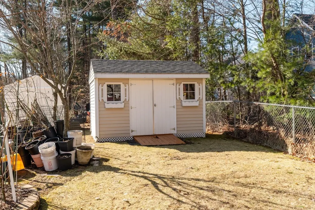 3 Greenleaf Drive Seabrook NH 03874