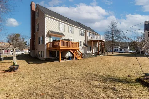 3 Greenleaf Drive Seabrook NH 03874