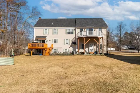 3 Greenleaf Drive Seabrook NH 03874