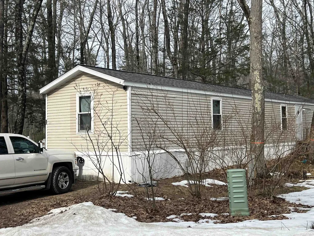 57 Bluebird Lane Barrington NH 03825