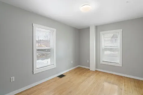 1142 Western Avenue Brattleboro VT 05301