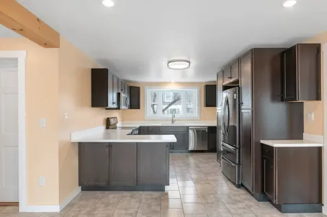 1142 Western Avenue Brattleboro VT 05301