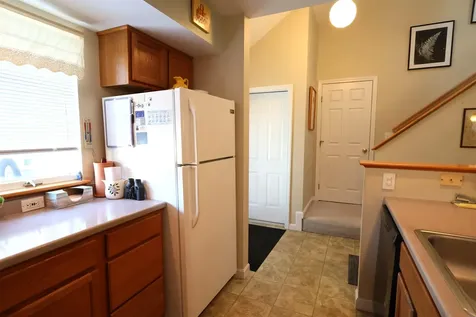 13 Cottage Court Hartford VT 05001