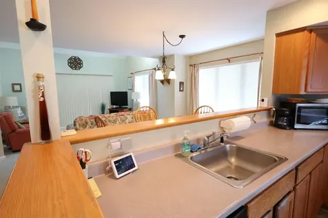 13 Cottage Court Hartford VT 05001