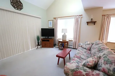 13 Cottage Court Hartford VT 05001