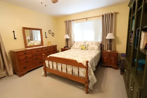 13 Cottage Court Hartford VT 05001