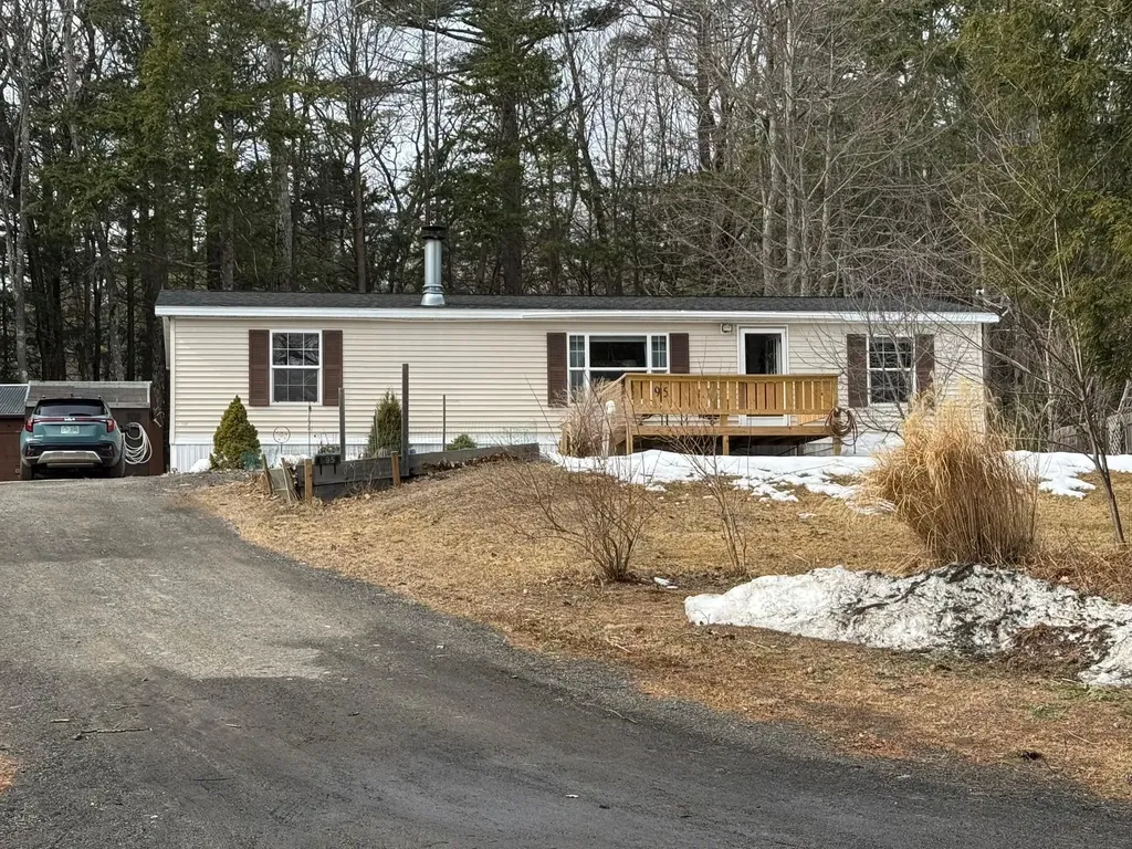 95 Vaillancourt Drive New Ipswich NH 03071
