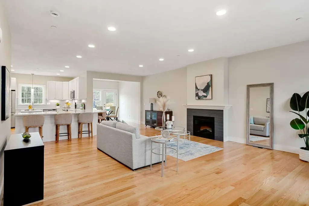 3 Brightstone Way Sandown NH 03873