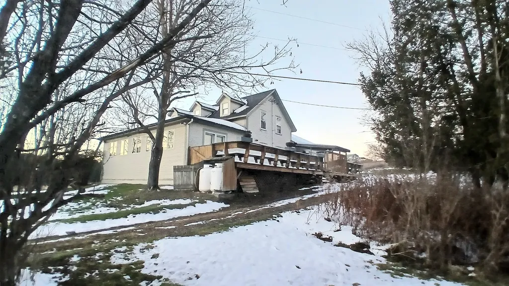 852 Pollander Road Cambridge VT 05464