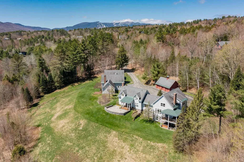 43 Perkins Lane Stowe VT 05672