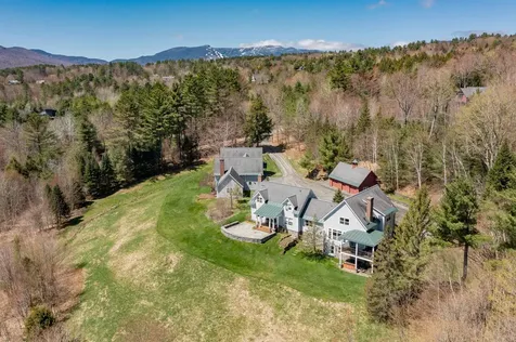43 Perkins Lane Stowe VT 05672