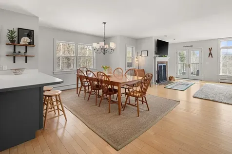43 Perkins Lane Stowe VT 05672
