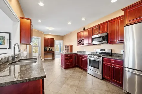 54 Orchard Hill Road Epping NH 03042-1812