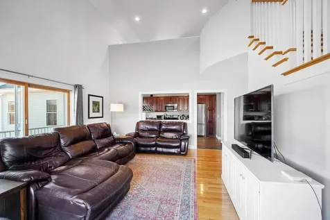 54 Orchard Hill Road Epping NH 03042-1812