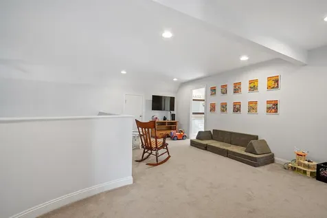 54 Orchard Hill Road Epping NH 03042-1812