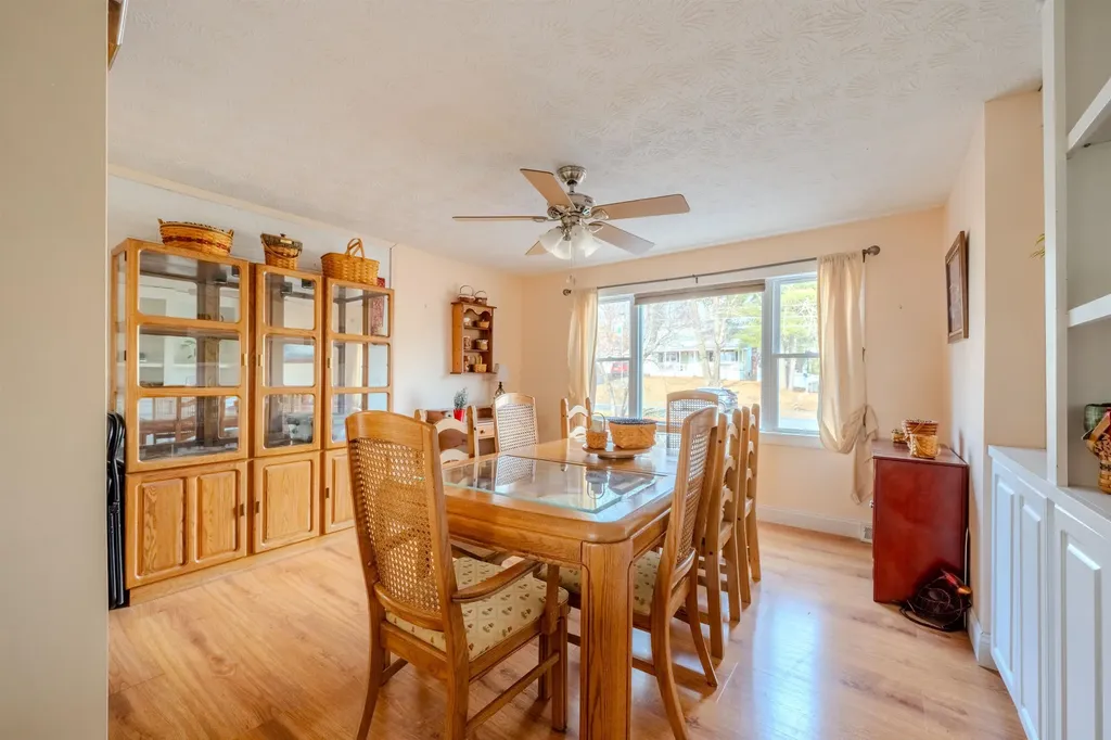7 Taschereau Boulevard Nashua NH 03062