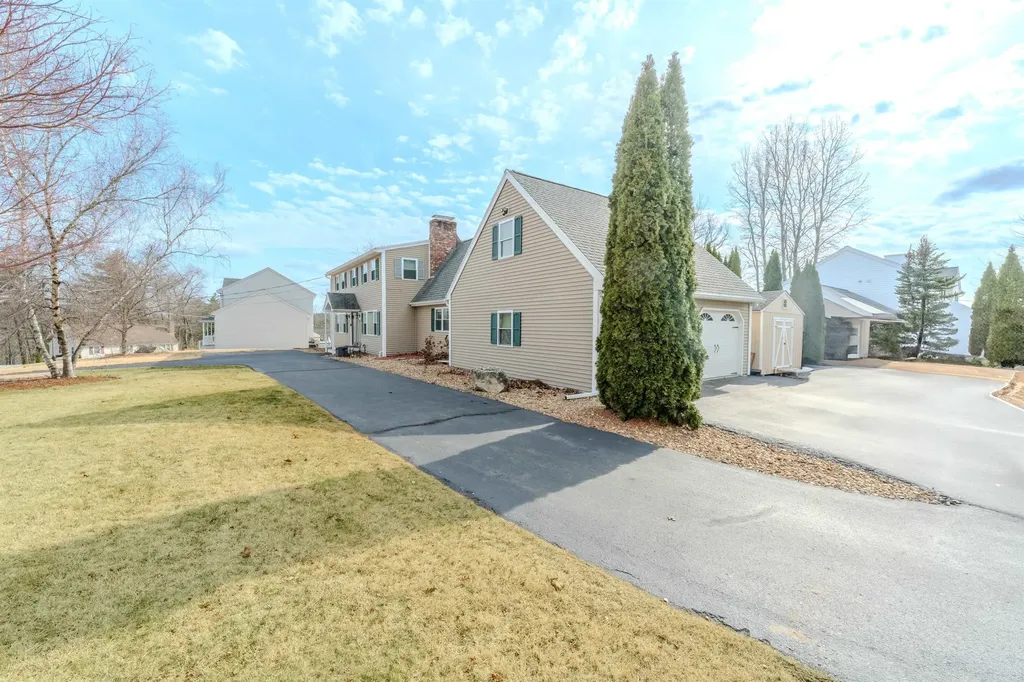 7 Taschereau Boulevard Nashua NH 03062