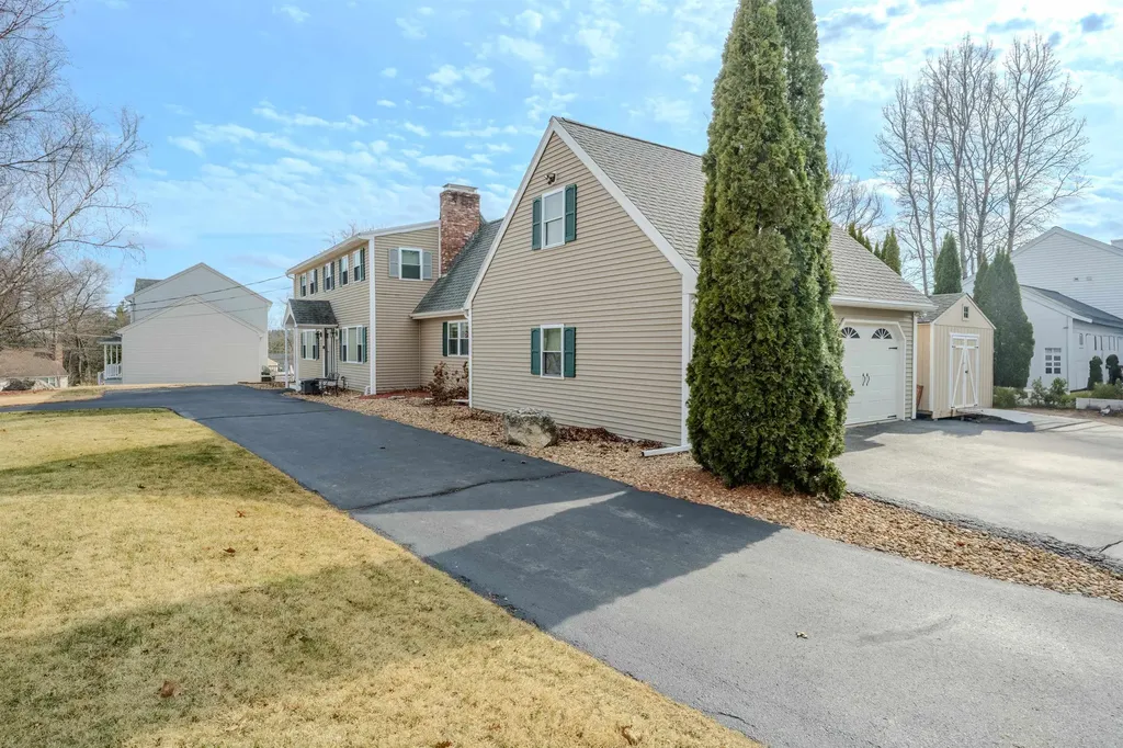 7 Taschereau Boulevard Nashua NH 03062