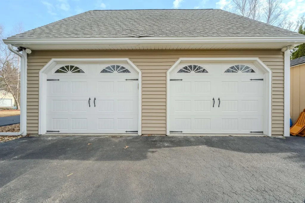 7 Taschereau Boulevard Nashua NH 03062
