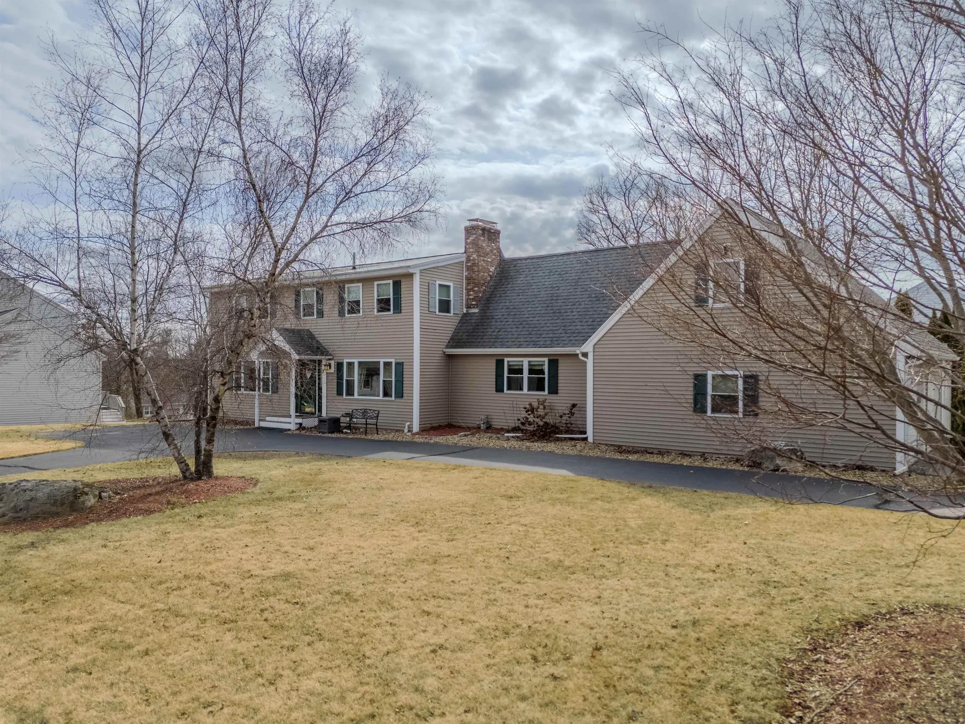 7 Taschereau Boulevard Nashua NH 03062