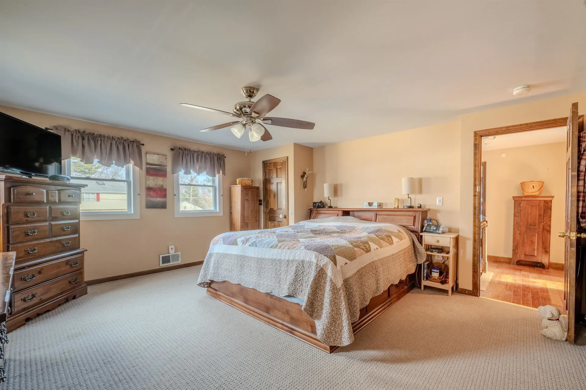 7 Taschereau Boulevard Nashua NH 03062