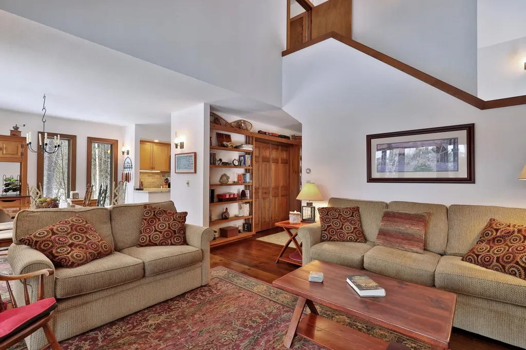 1645 Austin Hill Road Rochester VT 05767