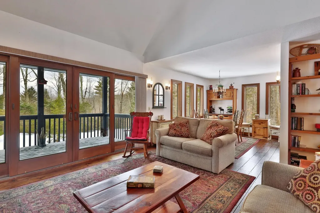 1645 Austin Hill Road Rochester VT 05767