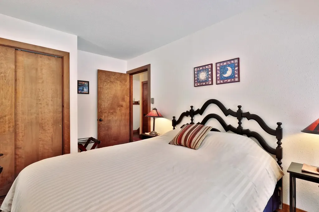 1645 Austin Hill Road Rochester VT 05767